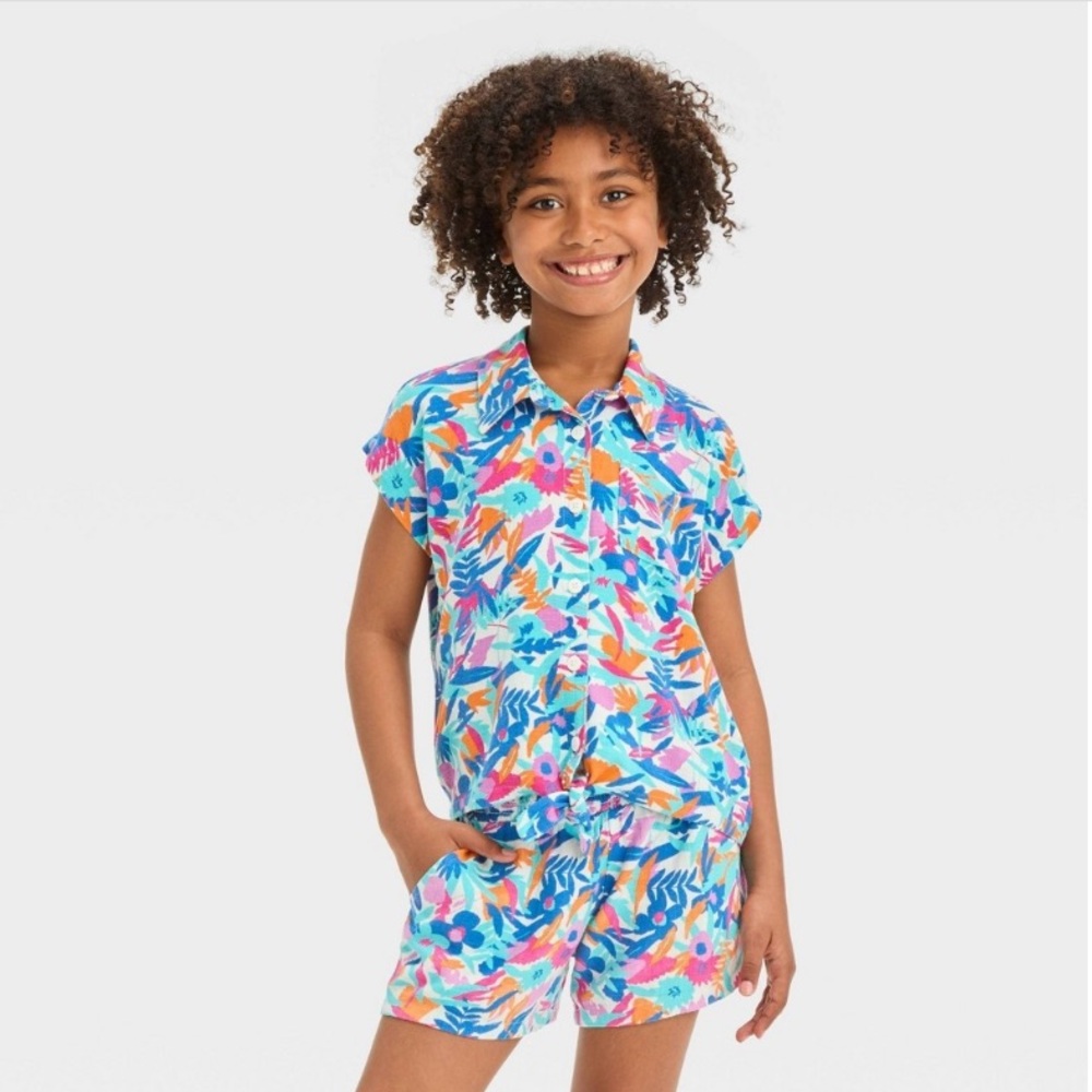 Girls' Short Sleeve Button-Down Linen Shirt - Cat & Jack™ S
